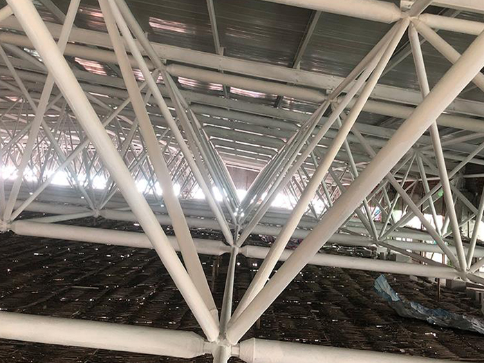 穆棱大型螺栓球网架施工厂家